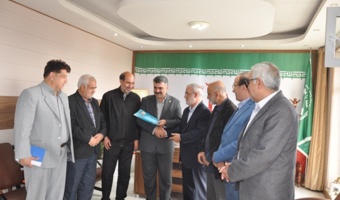 قدردانی از رئیس مرکز تحقیقات و آموزش کشاورزی و منابع طبیعی آذربایجان شرقی